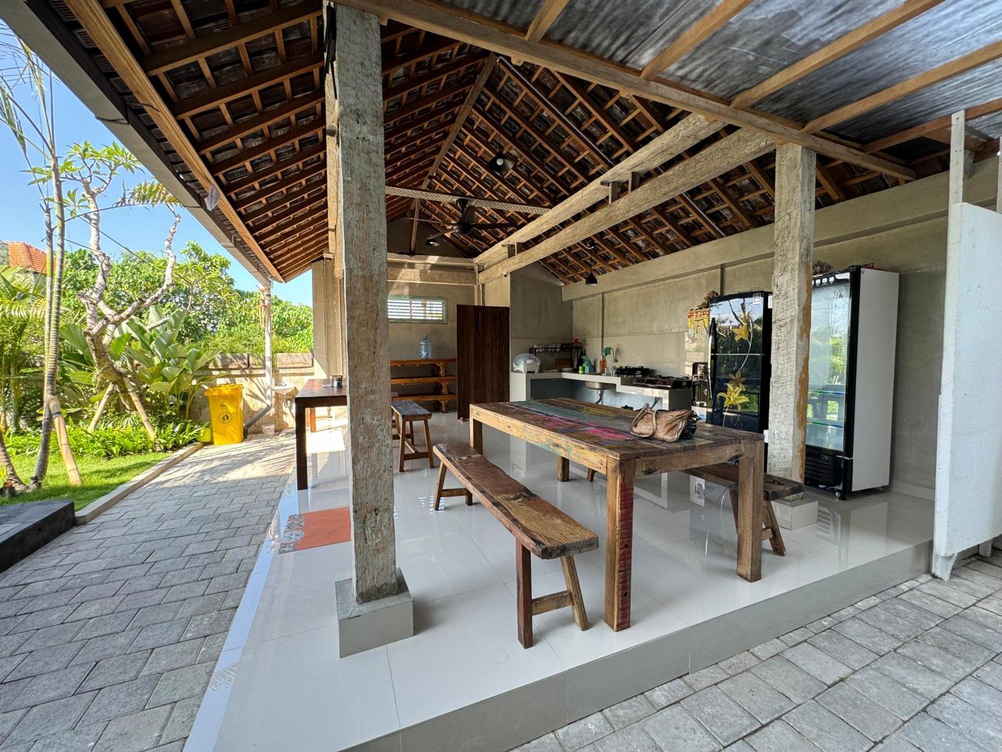 Canggu Nadi 2 Guest House Exterior photo